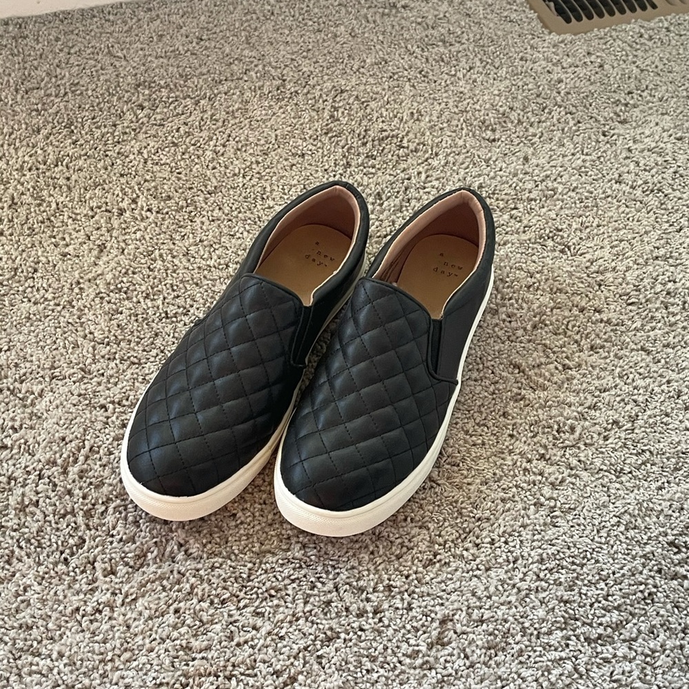 Target black shoes size 9 women’s